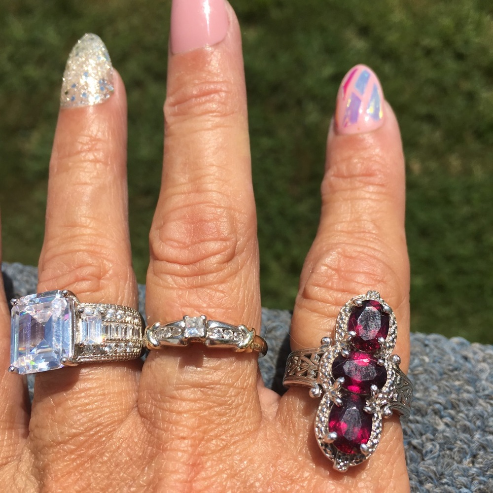 Diamond ring - Picture 3 of 4